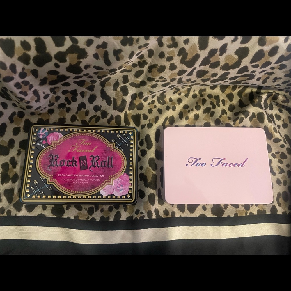 Two Faced Pallettes